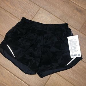 Lululemon hotty hot shorts